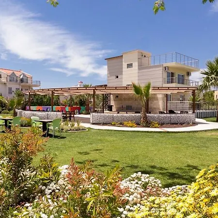 リゾート Akbulut & 4*