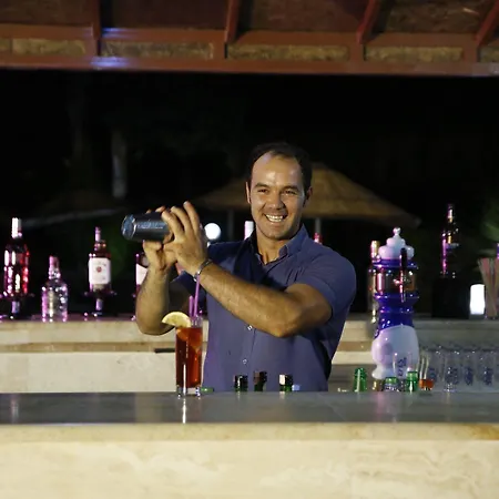 리조트 Akbulut & 4*