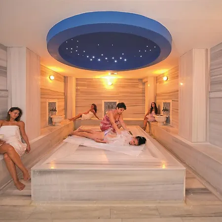 Ośrodek wypoczynkowy Akbulut & 4*