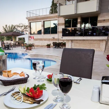 Semesteranläggning (resort) Akbulut & Guzelcamlı