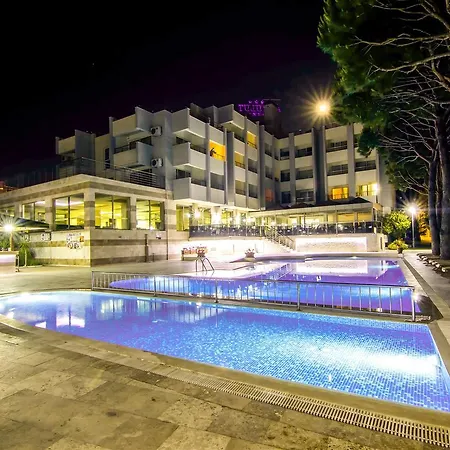 Курортный комплекс Akbulut & 4*