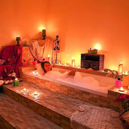 Курортный комплекс Akbulut & 4*
