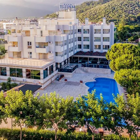 Akbulut & Resort