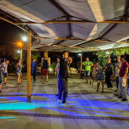 Akbulut & Guzelcamli